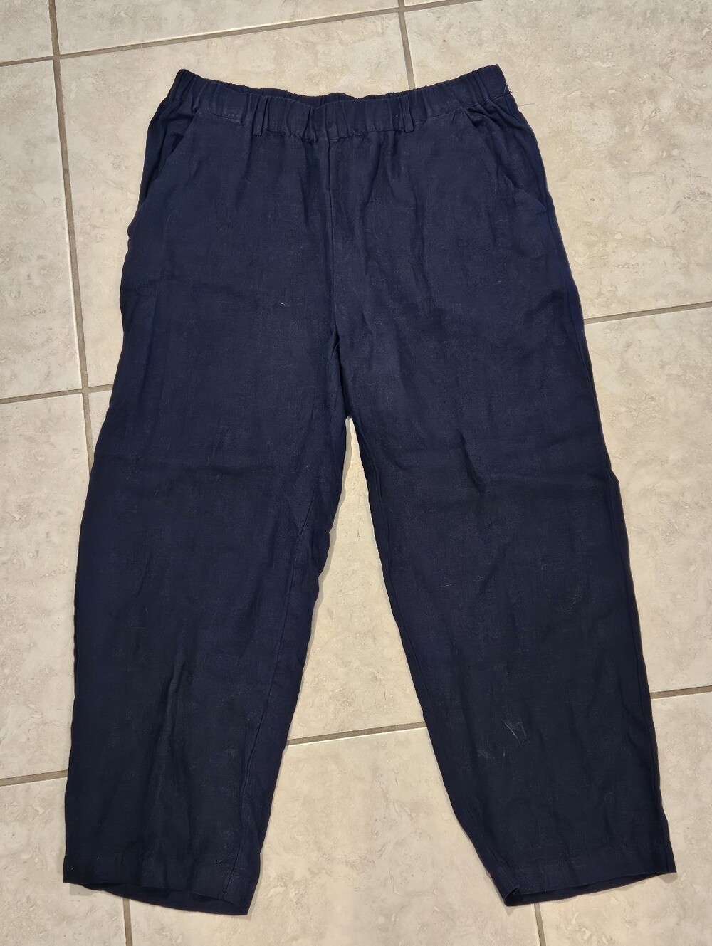 Quince Dark Blue 100% Linen SZ M Pull On Relaxed Fit Cropped Casual Pants - Picture 2 of 13